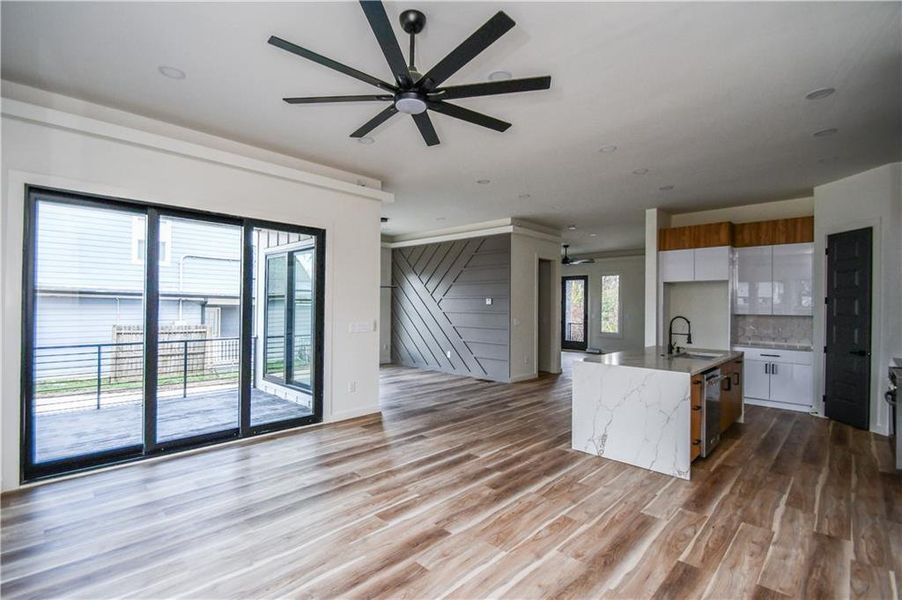 Image 81 of a home in .