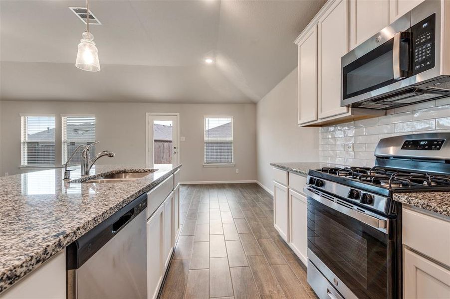 Furnished interior view inside a new home in , Fort Worth (Image 7).