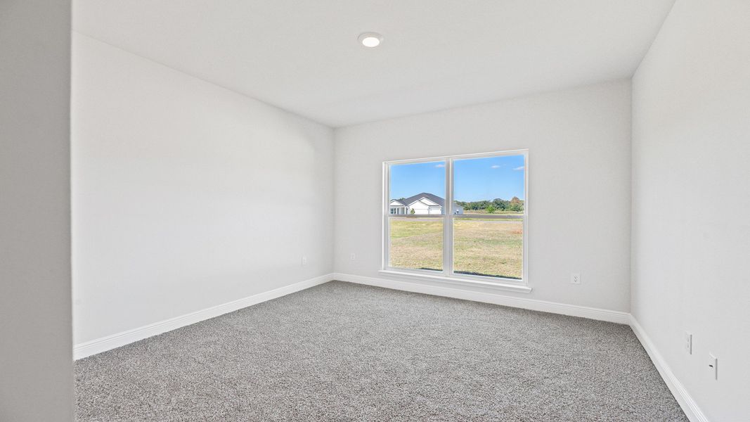 Representative unfurnished interior of a home built from the The Hawthorne by D.R. Horton in Meadows at Rehwinkel, Crawfordville (Image 8).