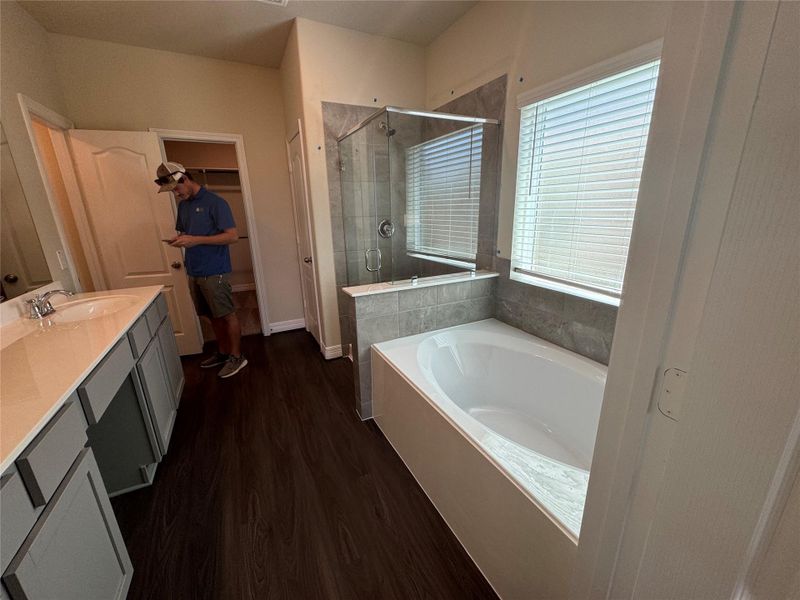 Furnished interior view inside a new home in Rosehill Meadow 50's, Tomball (Image 13). Furnished interior view inside a new home in Rosehill Meadow 50's, Tomball (Image 13).