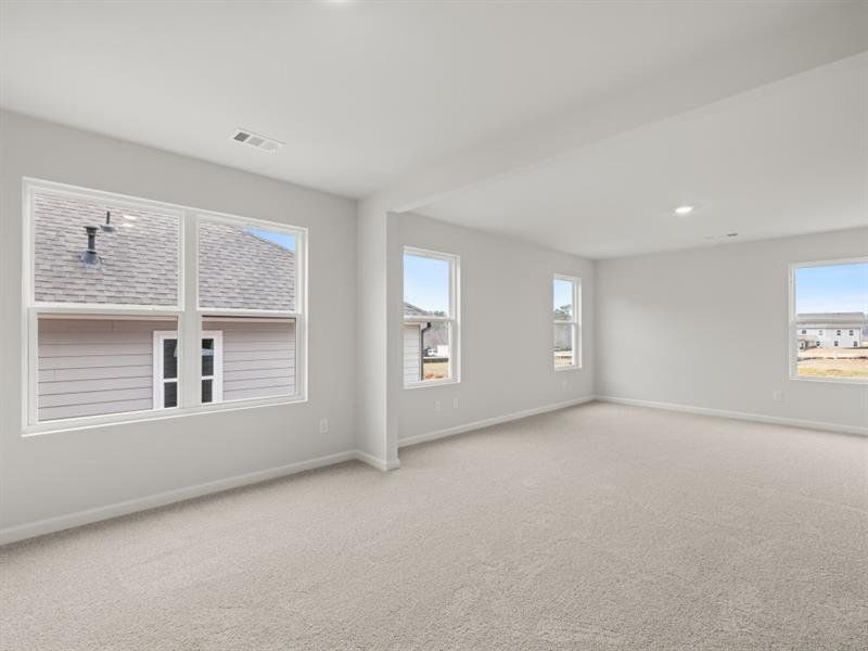 Spacious, unfurnished interior of a new home in Lost Creek, Dallas (Image 40).