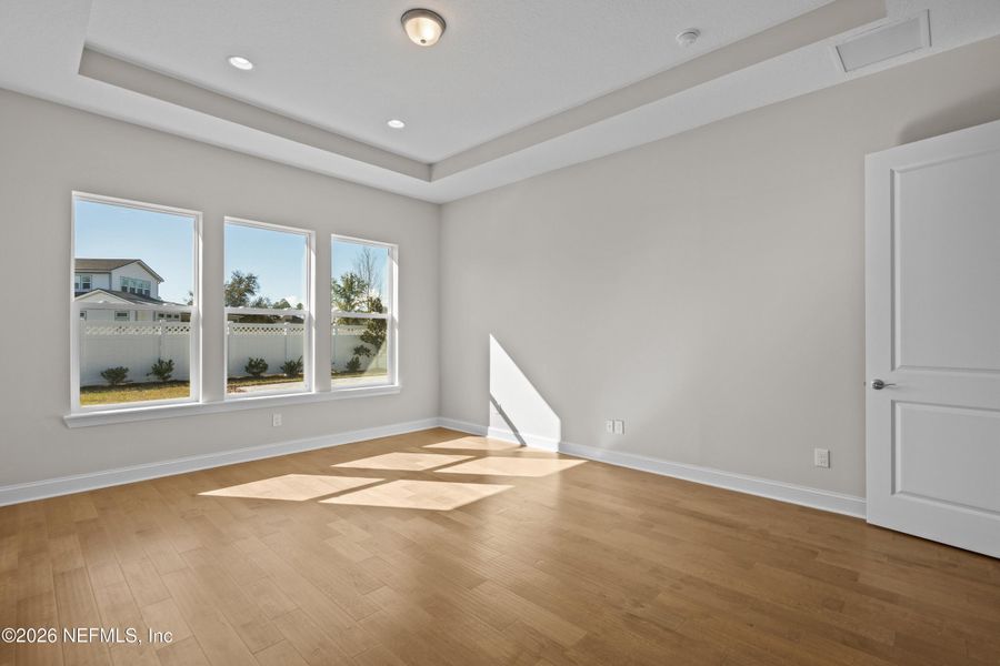 Spacious, unfurnished interior of a new home in SilverLeaf, St. Augustine (Image 25).
