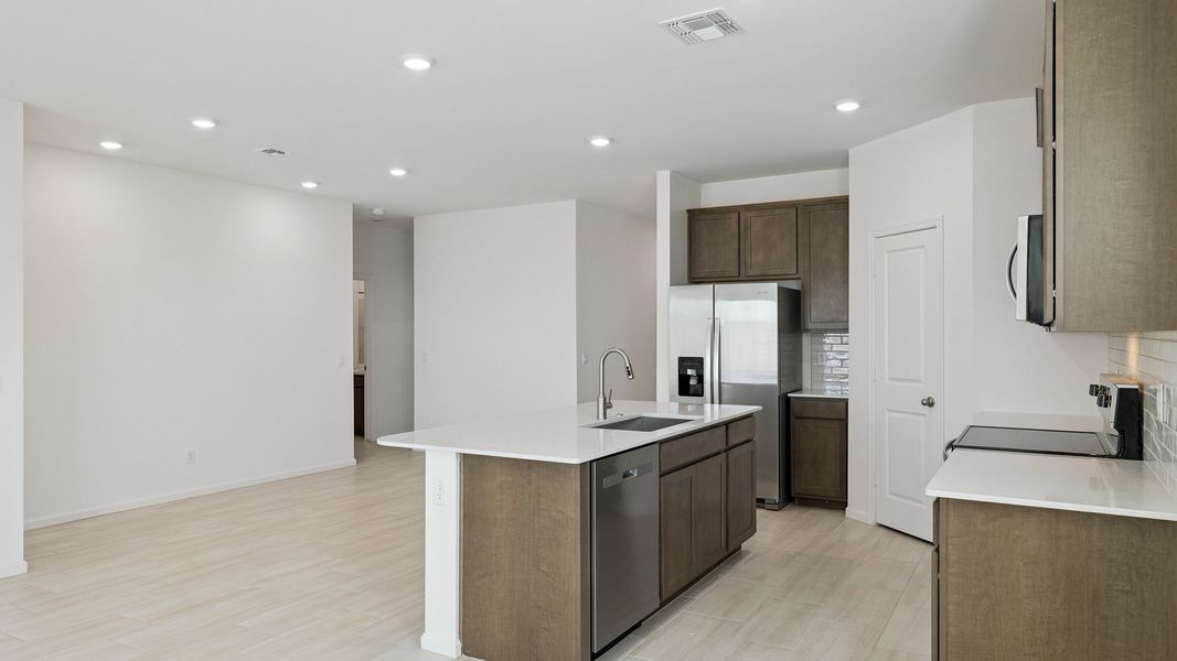 Furnished interior view inside a new home in Copper Falls, Buckeye (Image 6).