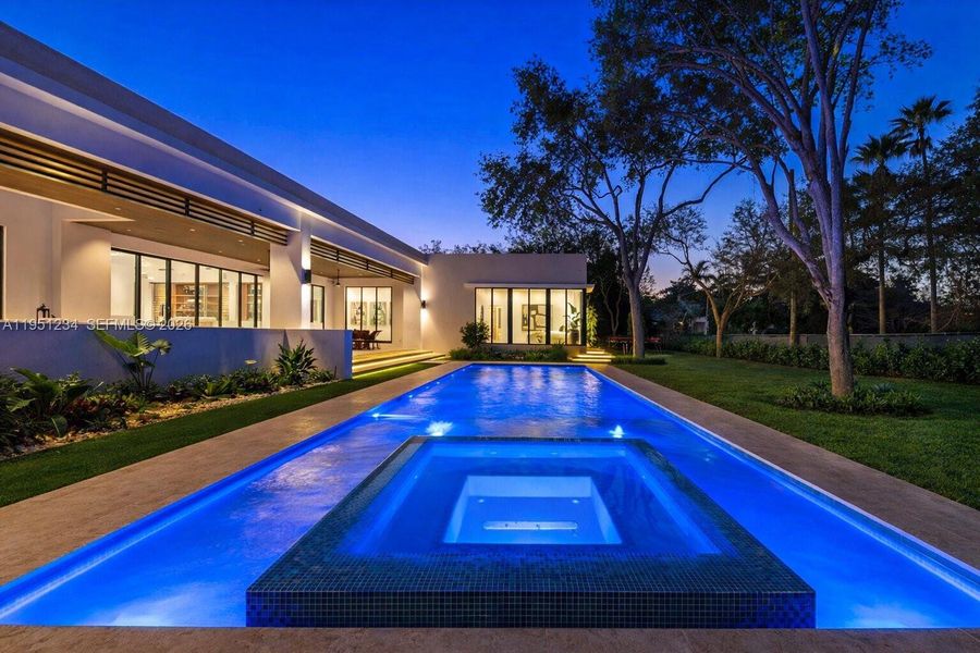 Exterior details and patio area of a home in , Palmetto Bay (Image 32).
