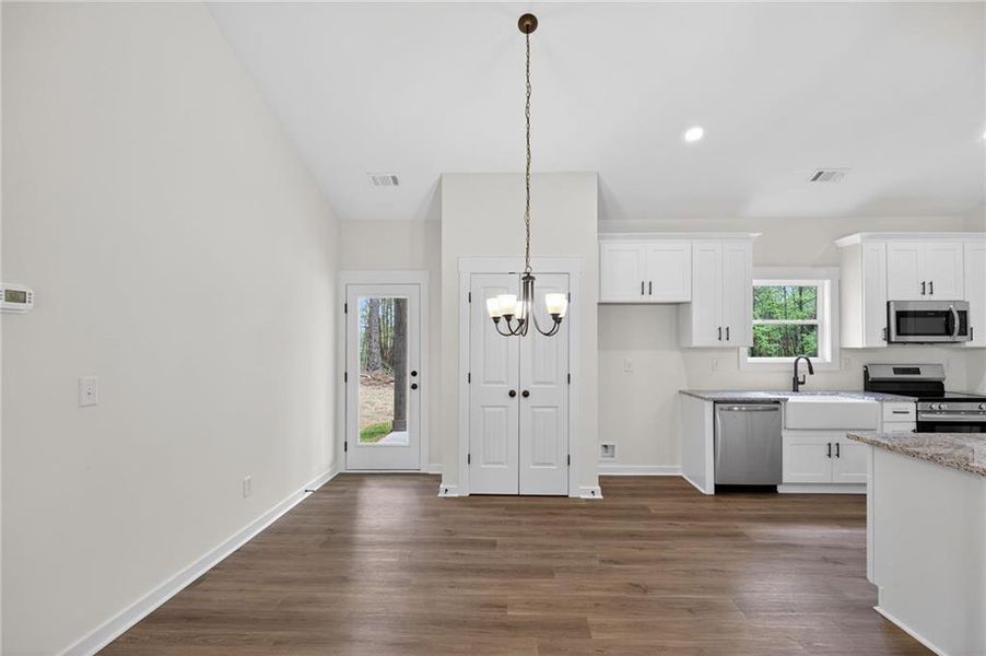 Image 36 of a home in .