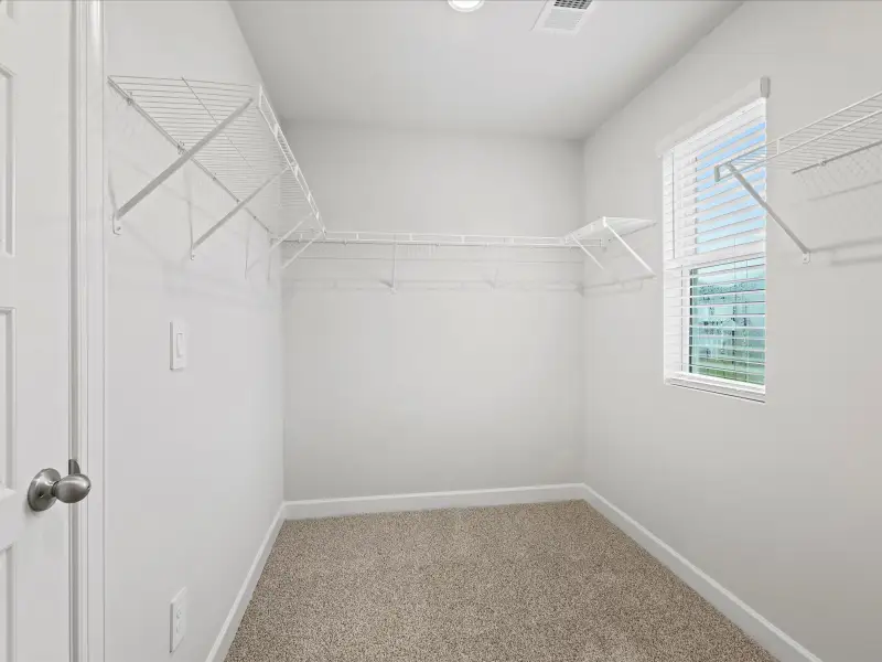 Spacious, unfurnished interior of a new home in Chatham Forest, Duncan (Image 21).