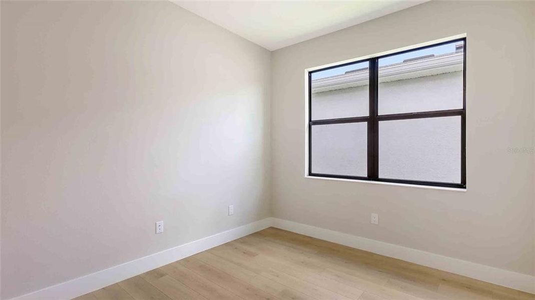 Spacious, unfurnished interior of a new home in Woodland Preserve, Parrish (Image 40).