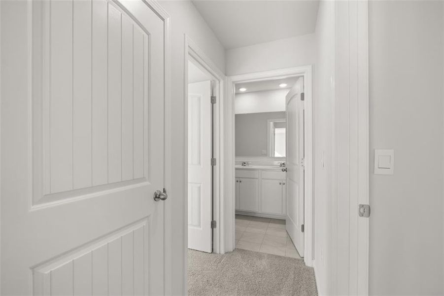 Spacious, unfurnished interior of a new home in Falcon Landing, Gainesville (Image 47).