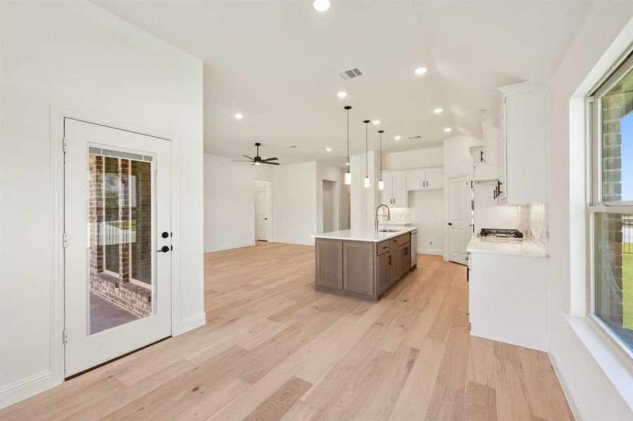 Spacious, unfurnished interior of a new home in Willow Wood Classic 50, McKinney (Image 20). Spacious, unfurnished interior of a new home in Willow Wood Classic 50, McKinney (Image 20).