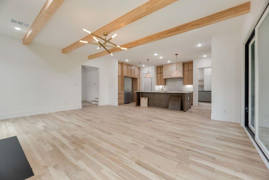 Spacious, unfurnished interior of a new home in , Dallas (Image 15).