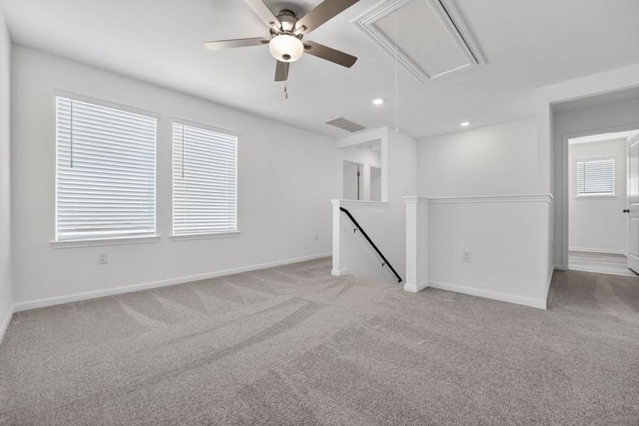 Spacious, unfurnished interior of a new home in Longview, Del Valle (Image 20).
