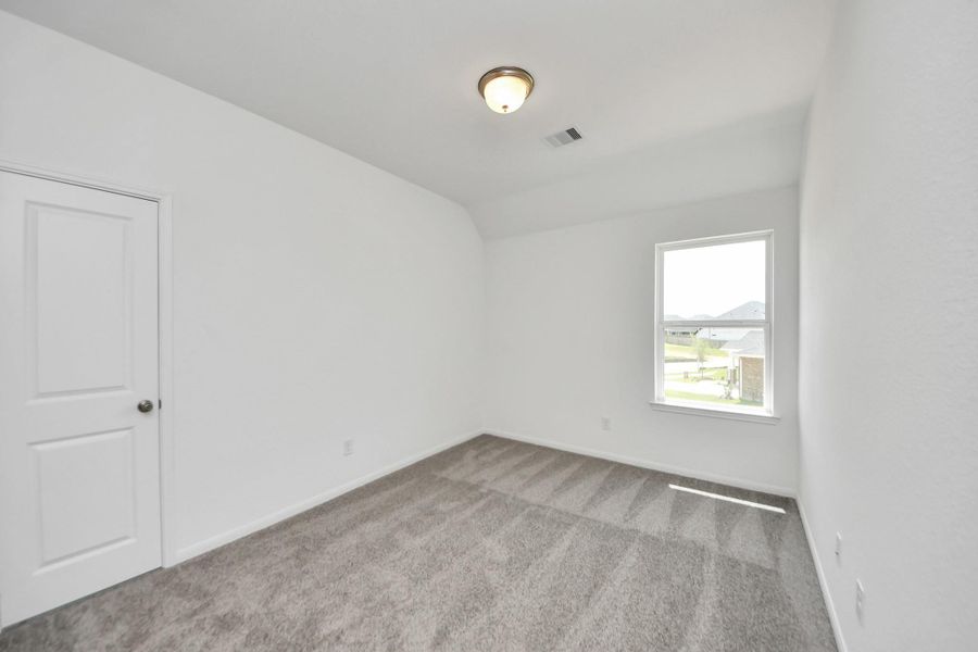 Spacious, unfurnished interior of a new home in Sunterra: Premier Collection, Katy (Image 4). Spacious, unfurnished interior of a new home in Sunterra: Premier Collection, Katy (Image 4).