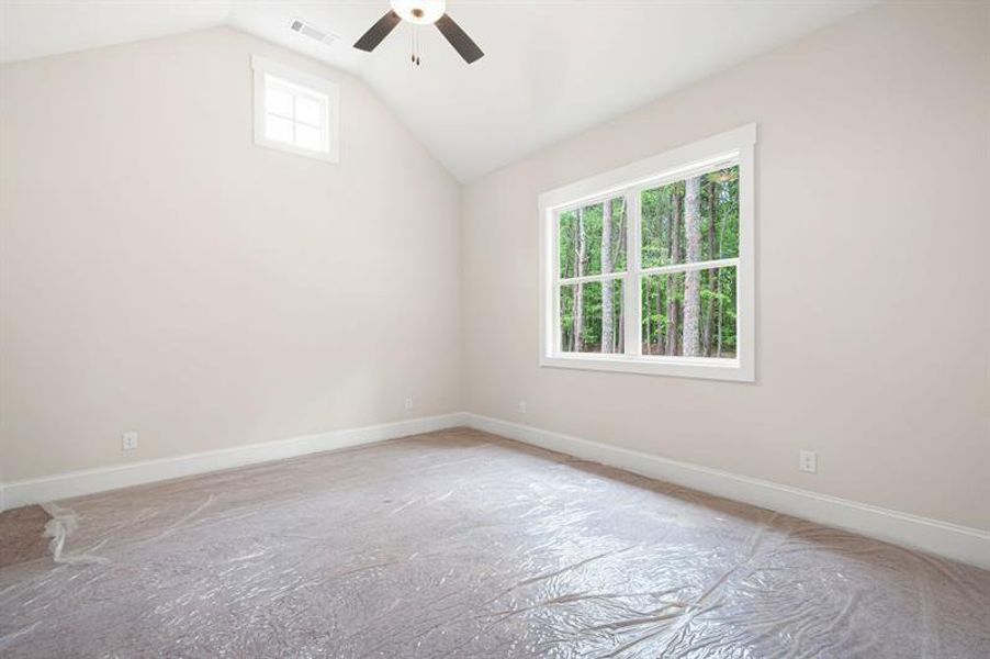 Spacious, unfurnished interior of a new home in , Dallas (Image 29).
