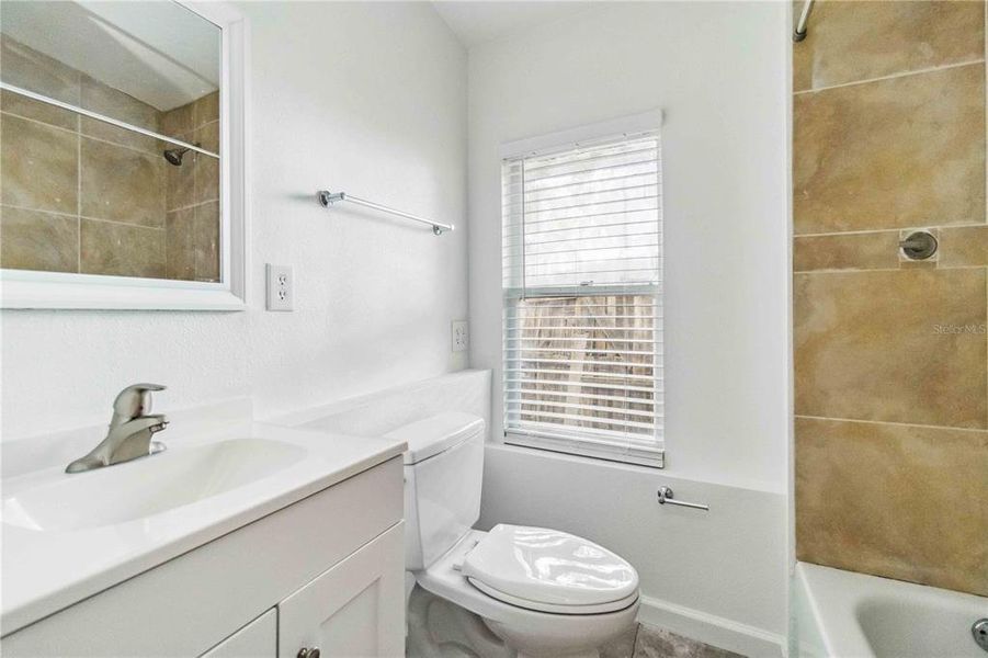 Furnished interior view inside a new home in , Bradenton (Image 4).
