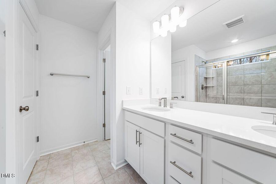 hj-nc-raleigh-eagle-trace-stella-lot-108