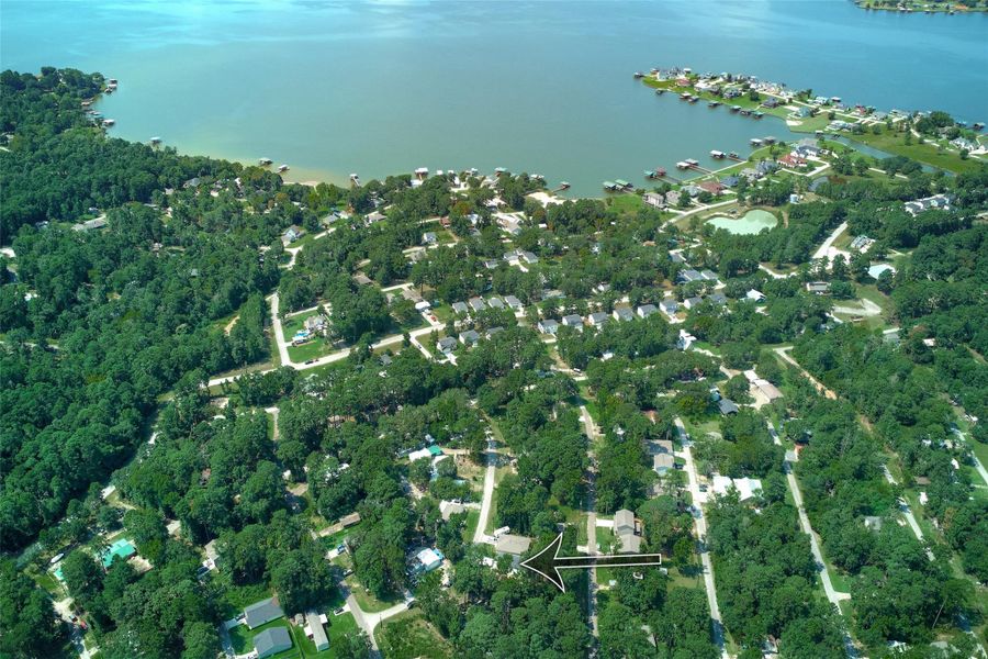 Image 40 of a home in .