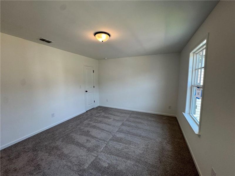 Spacious, unfurnished interior of a new home in Creekside, Dawsonville (Image 34).