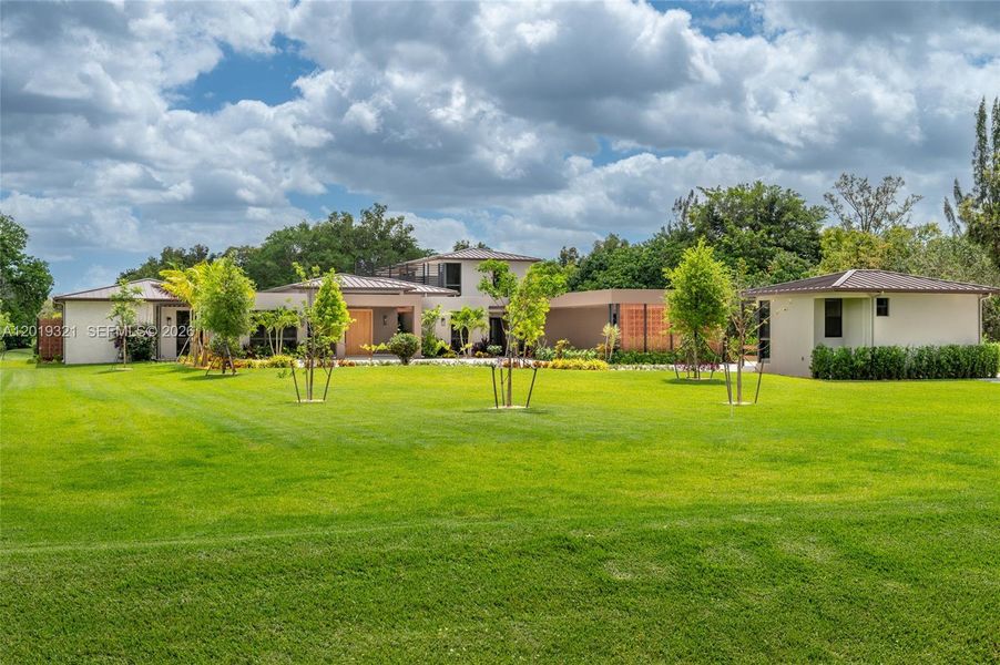 Image 90 of a home in .