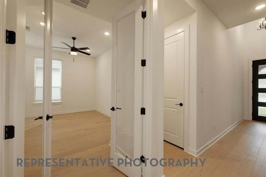 Spacious, unfurnished interior of a new home in Sandbrock Ranch, Aubrey (Image 12).