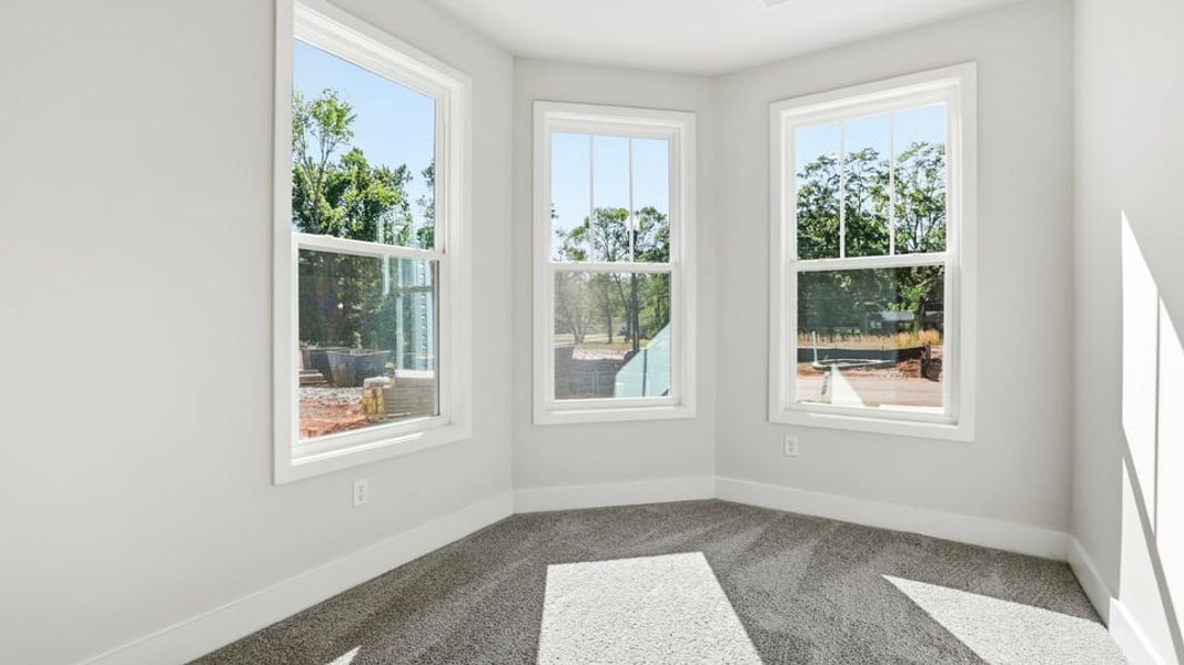 Spacious, unfurnished interior of a new home in Hidden Hills, Spartanburg (Image 20).