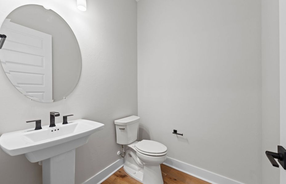 Representative furnished interior of a home built from the Upton by Pulte Homes in Reagan Landing, Bradenton (Image 9).