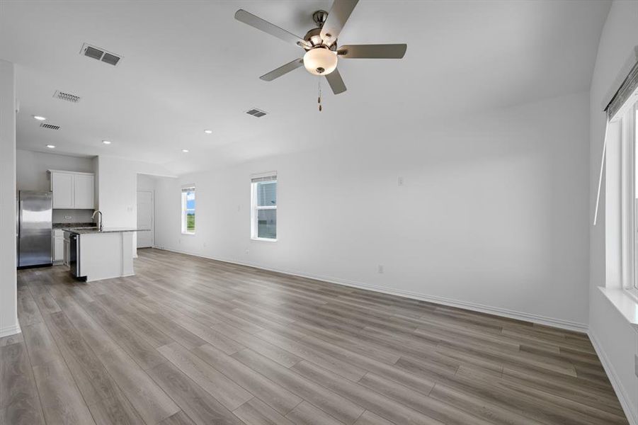 2779 Kyle Drive ~ Ready Now!