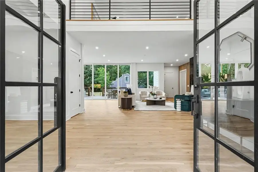Image 48 of a home in .
