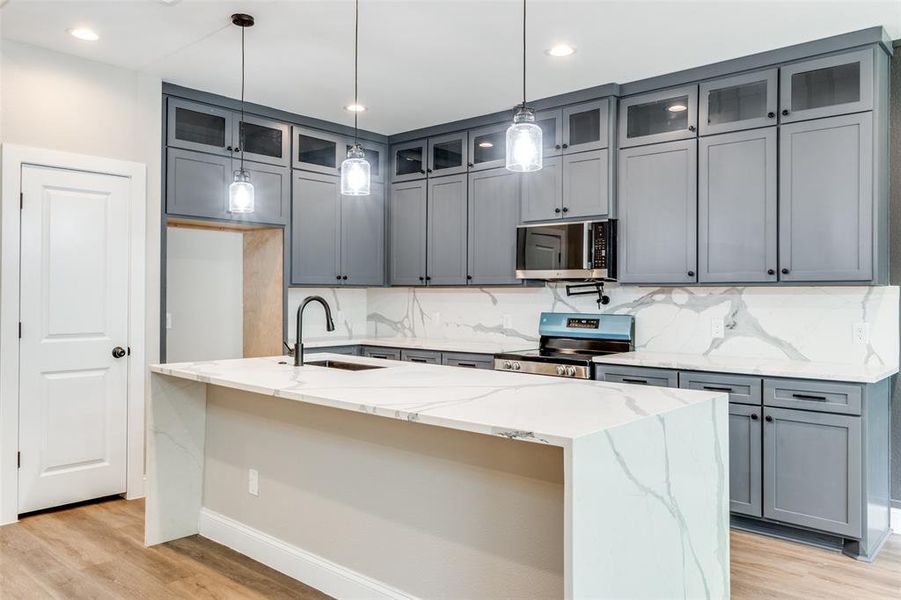 Furnished interior view inside a new home in , Dallas (Image 7). Furnished interior view inside a new home in , Dallas (Image 7).