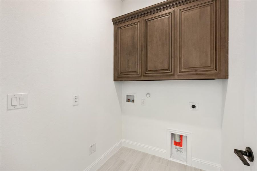 Spacious, unfurnished interior of a new home in Meadow Vista 60-65, Anna (Image 33). Spacious, unfurnished interior of a new home in Meadow Vista 60-65, Anna (Image 33).