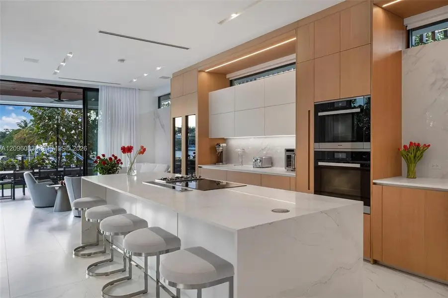 Community amenities in , Miami Beach (Image 41).