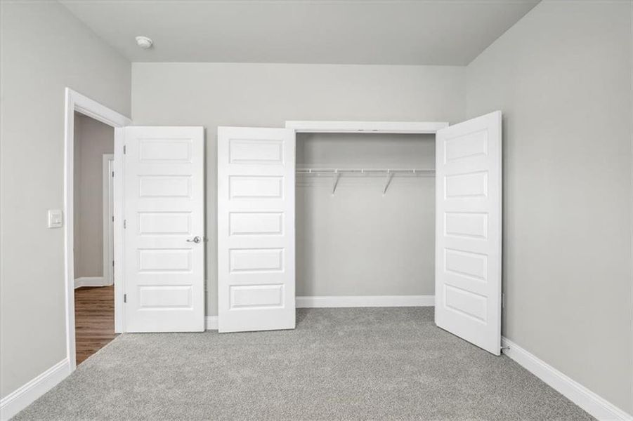 Spacious, unfurnished interior of a new home in Tuscany Hills, Douglasville (Image 35).