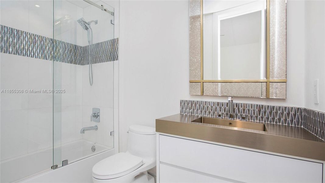 Furnished interior view inside a new home in , Naples (Image 13).