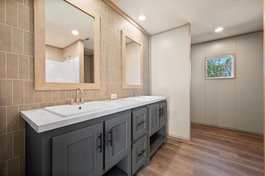 Furnished interior view inside a new home in , Corsicana (Image 2). Furnished interior view inside a new home in , Corsicana (Image 2).