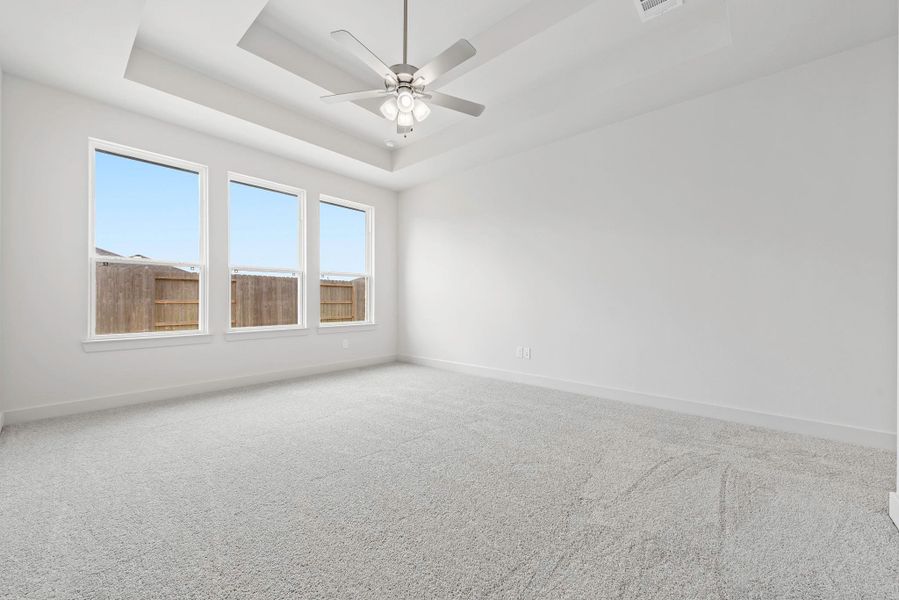 Spacious, unfurnished interior of a new home in Sunterra, Katy (Image 12). Spacious, unfurnished interior of a new home in Sunterra, Katy (Image 12).