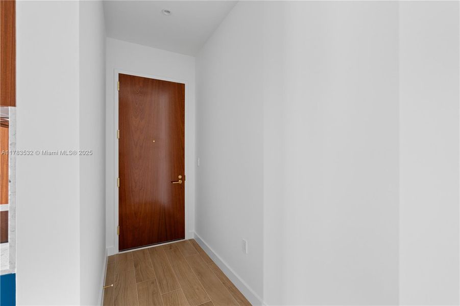 Spacious, unfurnished interior of a new home in Mr. C Residences, Miami (Image 15).