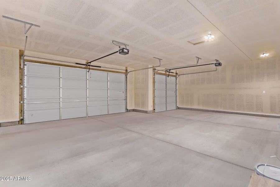 34 Sandstone Mountain