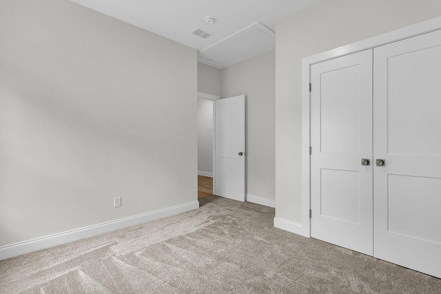 Spacious, unfurnished interior of a new home in , Ladson (Image 18).