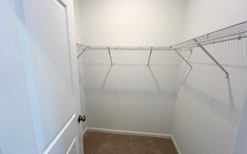 Spacious, unfurnished interior of a new home in Wendell Falls, Wendell (Image 12).