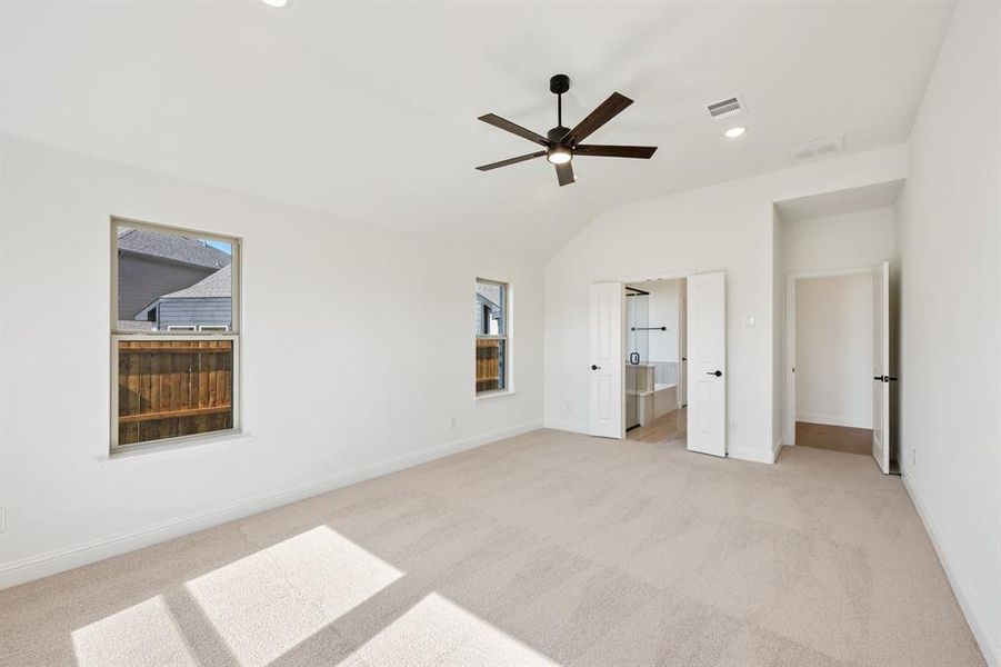 Spacious, unfurnished interior of a new home in Willow Wood Classic 50, McKinney (Image 38).