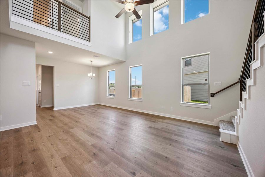 Image 30 of a home in Meadow Park.