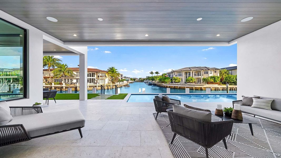721 NE Marine Dr (3)