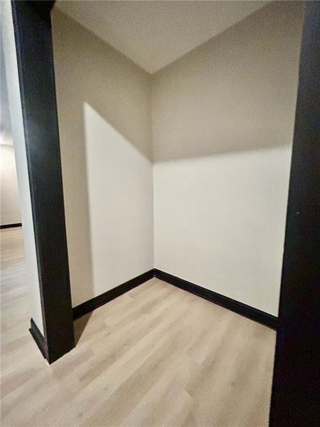 Spacious, unfurnished interior of a new home in , Atlanta (Image 23).