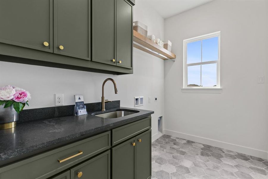 Furnished interior view inside a new home in , Robinson (Image 17).