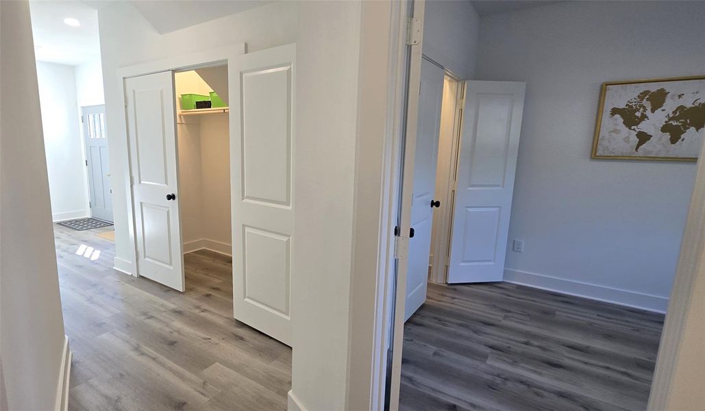 Spacious, unfurnished interior of a new home in , Houston (Image 21).