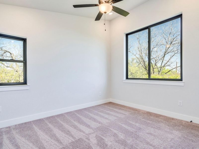 Upstairs' bedroom #2