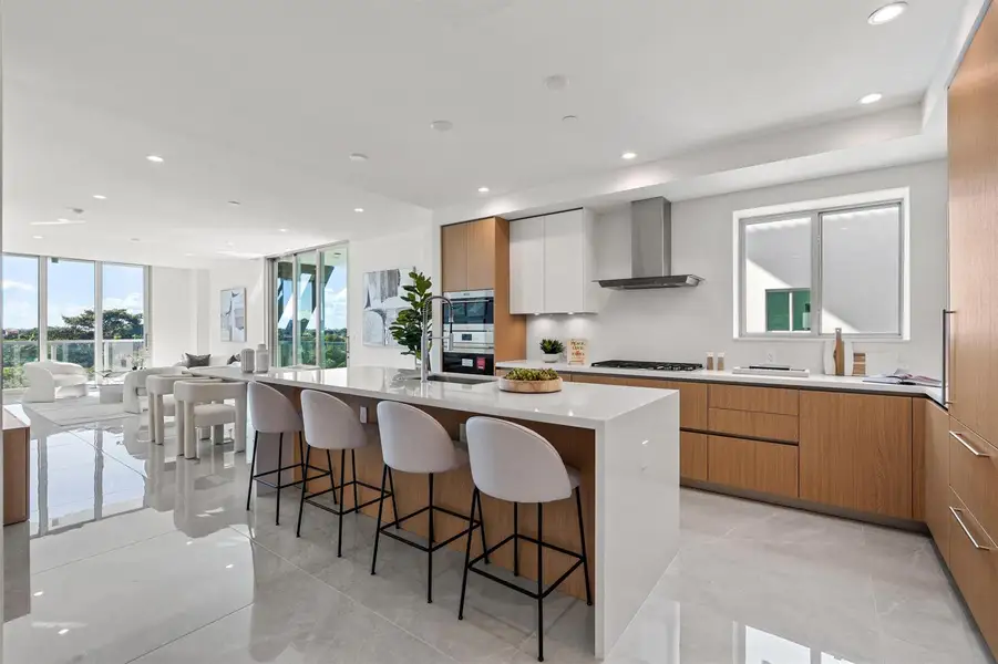 KITCHEN KITCHEN