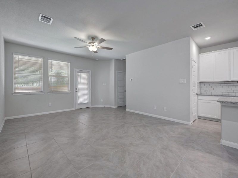 Photo is not of the actual home, but is an inspirational photo of builder’s model home and may depict options, furnishings, and/or decorator features that are not included.