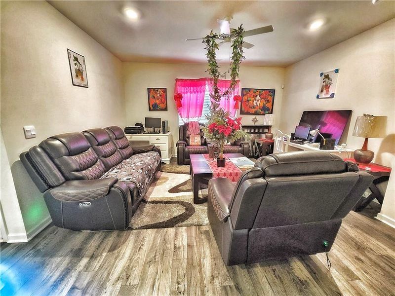 Furnished interior view inside a new home in Oakchase at Hampton, Hampton (Image 9).