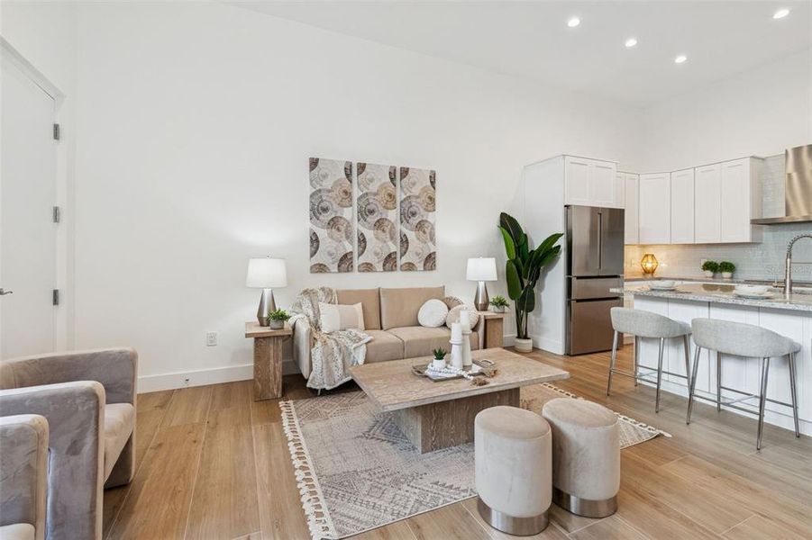 Furnished interior view inside a new home in , Sarasota (Image 69).