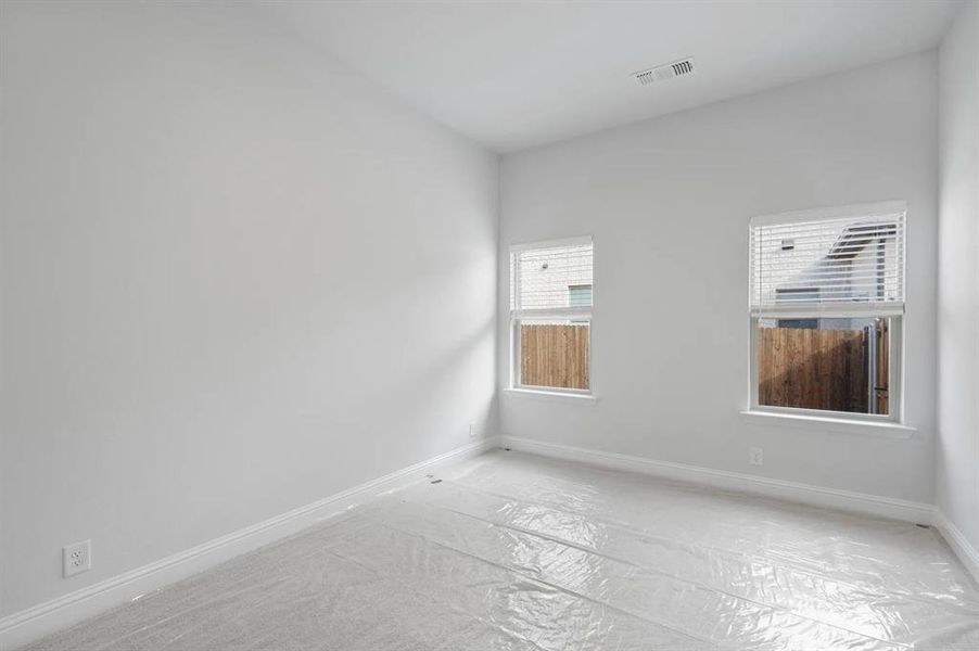 Spacious, unfurnished interior of a new home in Estates At Baker Park, Sherman (Image 26).